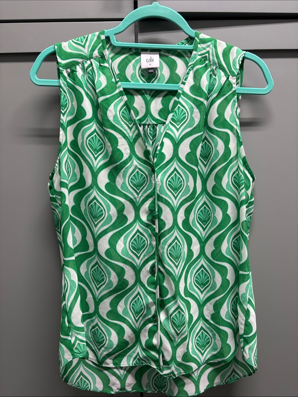 CAbi Green and White Sleeveless Geometric Print Blouse